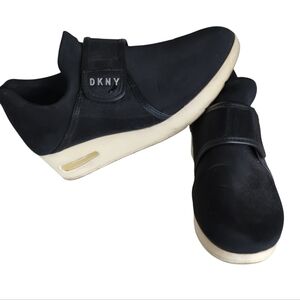 DKNY Women's size 6.5 M shoes sneaker navy wedge comfort slip on